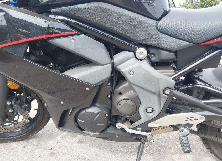 Photo 9 of 2011 Kawasaki Ex650 C (VIN JKAEXEC10BDA64826)