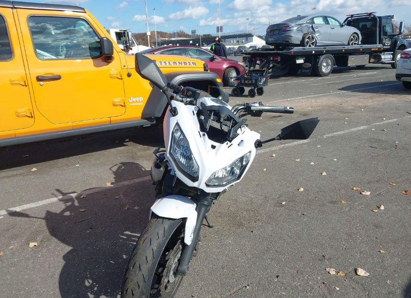 Photo 5 of 2015 Kawasaki Ex650 F (VIN JKAEXEF1XFDA19720)