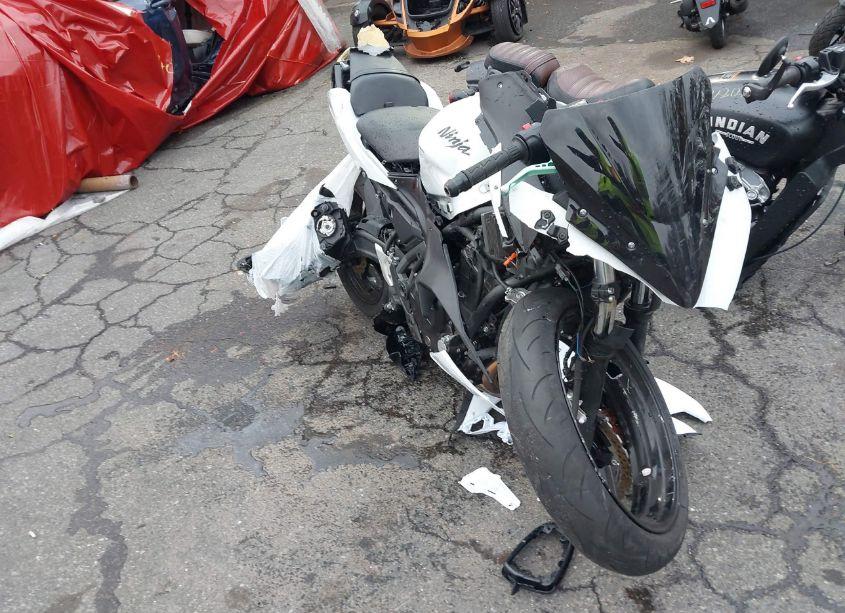 2017 Kawasaki Ex650 J (VIN JKAEXEJ10HDA01513) main photo