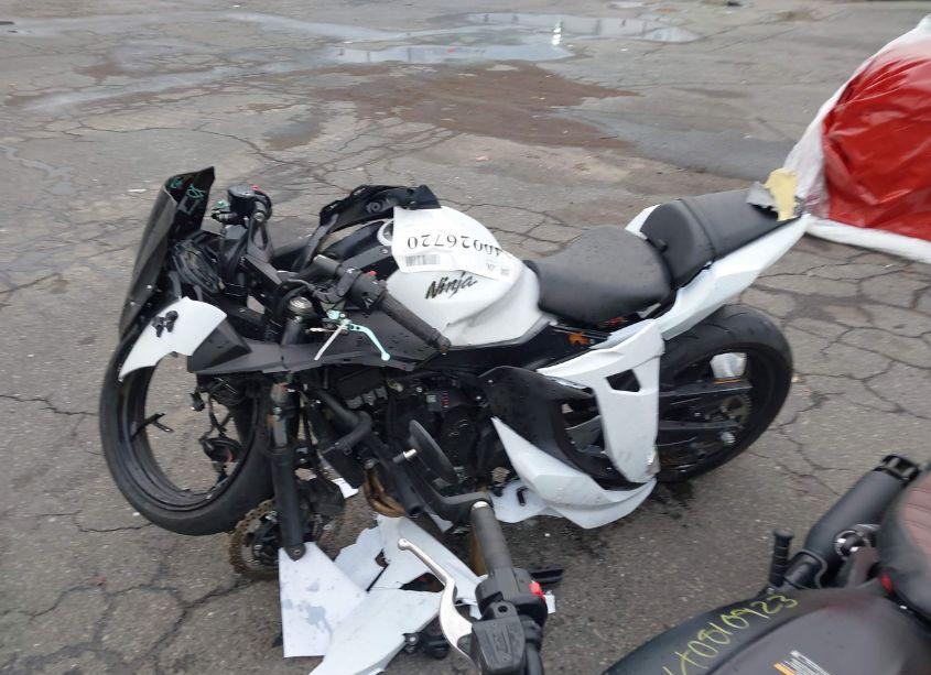 Photo 9 of 2017 Kawasaki Ex650 J (VIN JKAEXEJ10HDA01513)