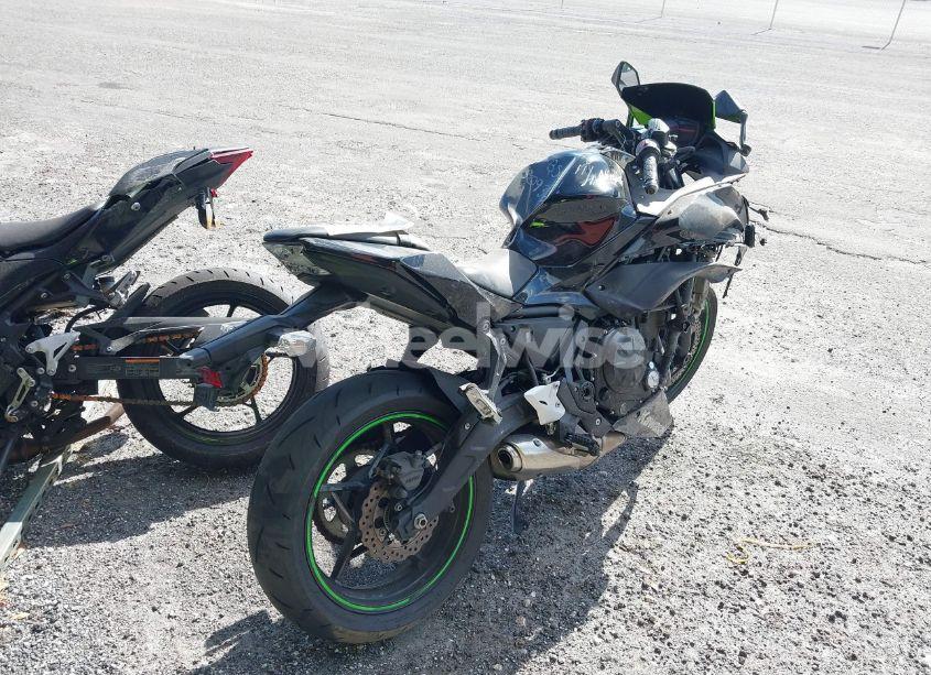 Photo 4 of 2019 Kawasaki Ex650 F (VIN JKAEXEK10KDA30936)