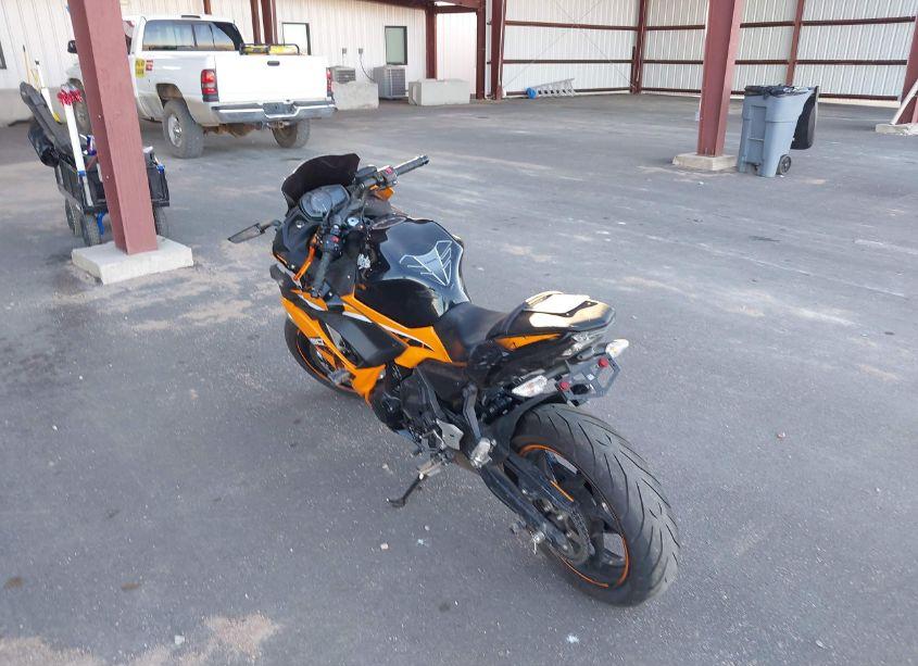 Photo 3 of 2019 Kawasaki Ex650 F (VIN JKAEXEK11KDA30279)