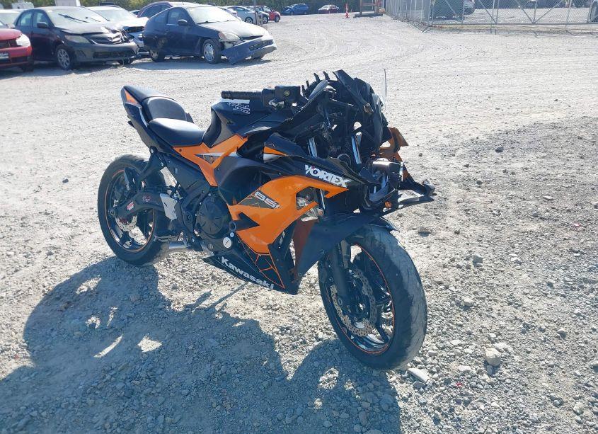 2019 Kawasaki Ex650 F (VIN JKAEXEK14KDA35198) main photo