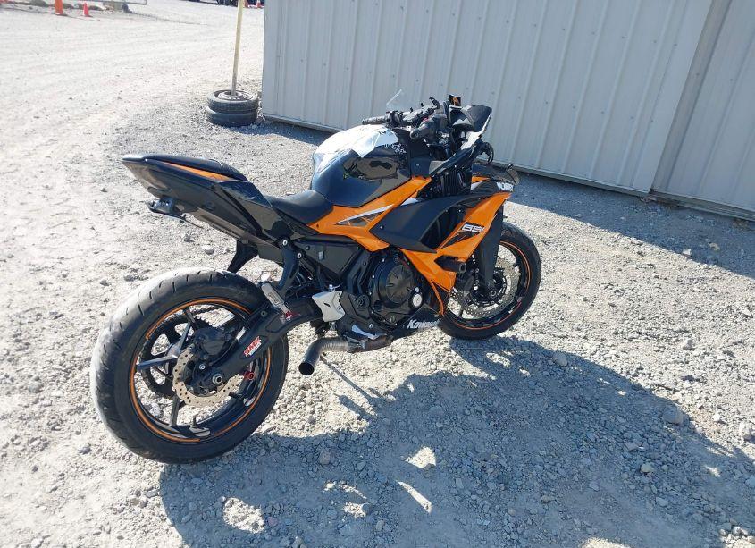 Photo 4 of 2019 Kawasaki Ex650 F (VIN JKAEXEK14KDA35198)