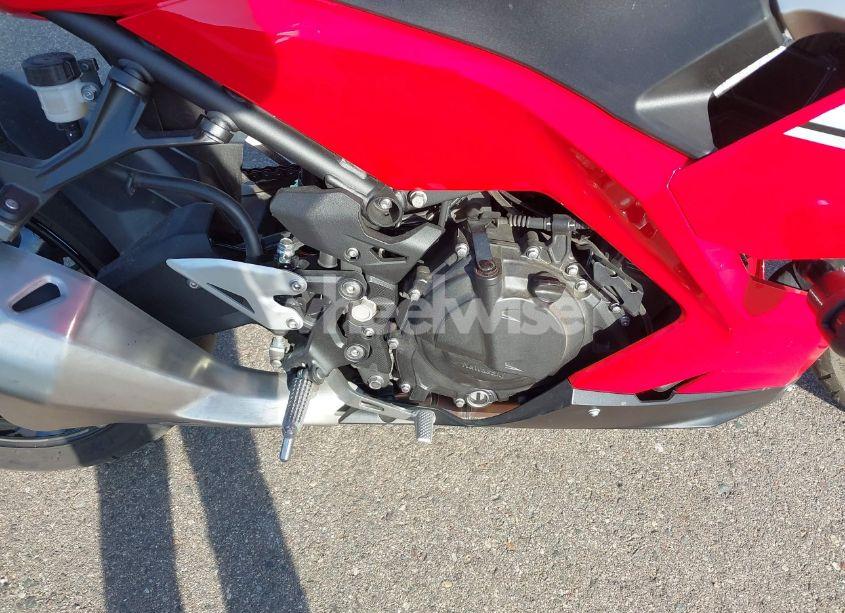 Photo 8 of 2021 Kawasaki Ex400 N/A (VIN JKAEXKG11MDAB0152)