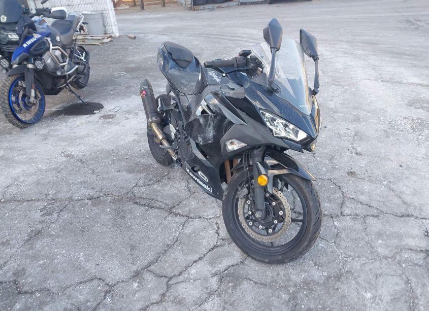 2018 Kawasaki Ex400 N/A (VIN JKAEXKG13JDA04708) main photo