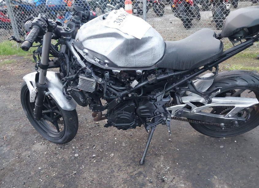 Photo 9 of 2021 Kawasaki Ex400 N/A (VIN JKAEXKG14MDAB4342)