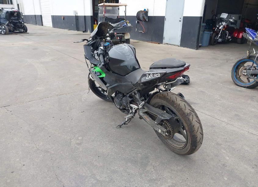 Photo 3 of 2023 Kawasaki Ex400 N/A (VIN JKAEXKG1XPDAS1028)