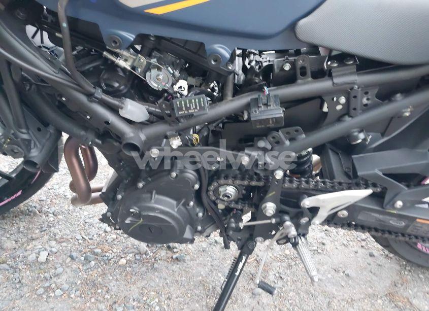 Photo 9 of 2023 Kawasaki Ex400 N/A (VIN JKAEXKH10PDAR6139)