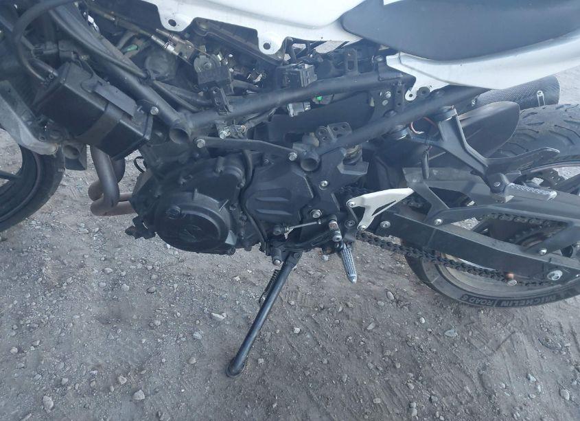 Photo 9 of 2023 Kawasaki Ex400 N/A (VIN JKAEXKH14PDAN6193)