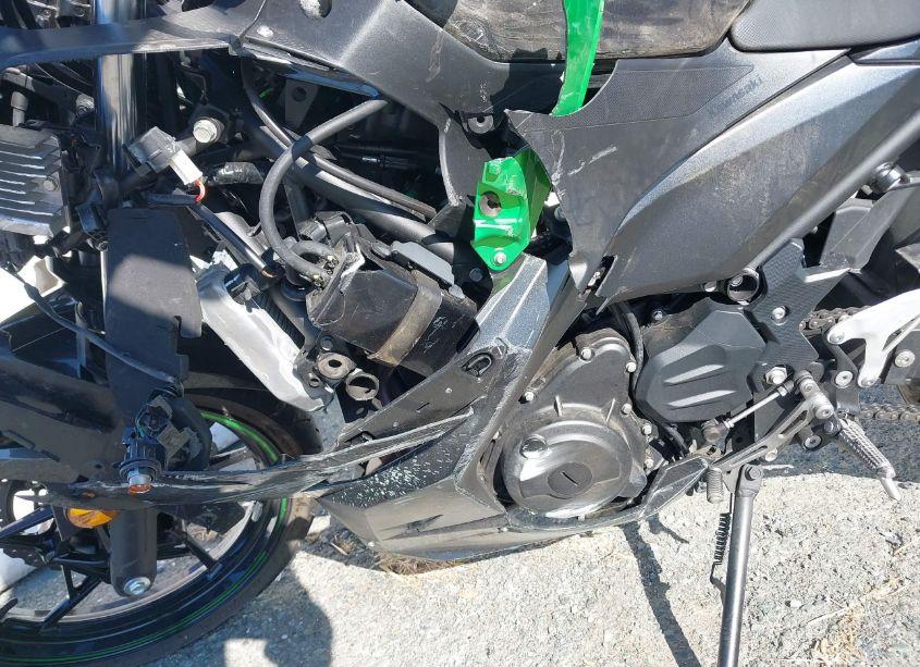 Photo 9 of 2023 Kawasaki Ex400 N/A (VIN JKAEXKH16PDAN4235)