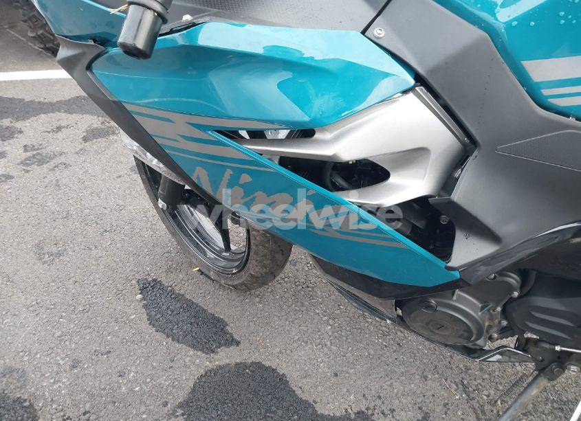 Photo 9 of 2021 Kawasaki Ex400 N/A (VIN JKAEXKH18MDAC2135)