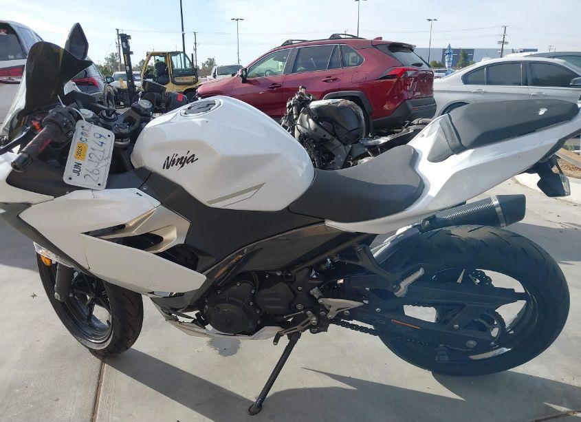 Photo 13 of 2023 Kawasaki Ex400 N/A (VIN JKAEXKH19PDAR8956)