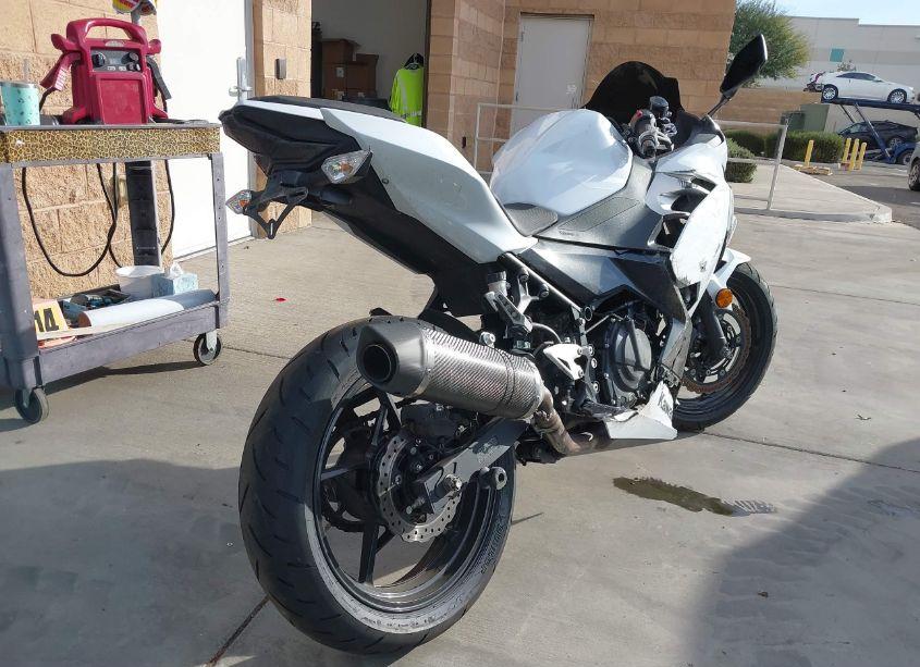 Photo 4 of 2023 Kawasaki Ex400 N/A (VIN JKAEXKH19PDAR8956)