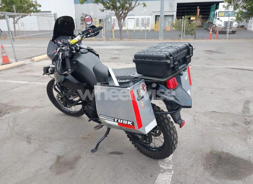 Photo 3 of 2018 Kawasaki Kl650 E (VIN JKAKLEE10JDA92815)