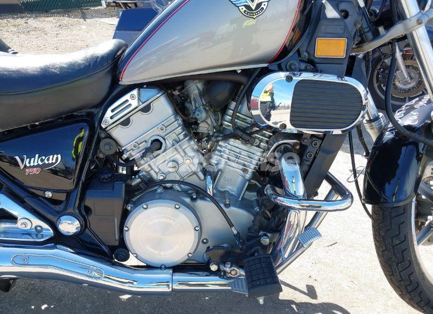 Photo 8 of 2005 Kawasaki Vn750 (VIN JKAVNDA145B555223)