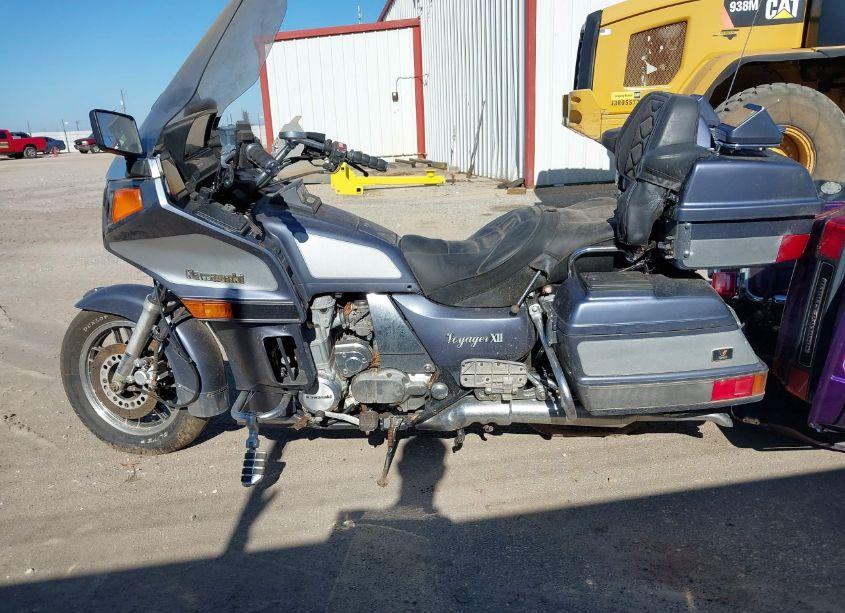 Photo 13 of 2000 Kawasaki Zg1200 B (VIN JKAZG9B18YB511186)