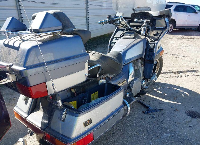 Photo 4 of 2000 Kawasaki Zg1200 B (VIN JKAZG9B18YB511186)