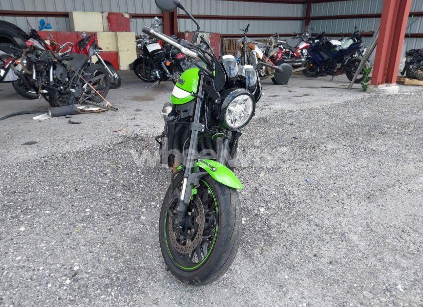 Photo 5 of 2019 Kawasaki Zr900 (VIN JKAZR2E19KA003948)