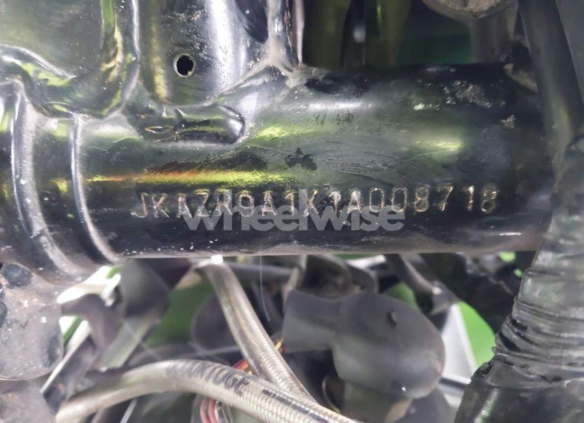 Photo 10 of 2001 Kawasaki Zr1200 A (VIN JKAZR9A1X1A008718)