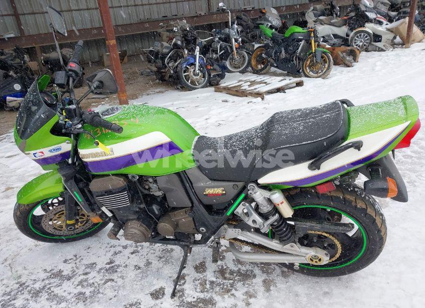Photo 13 of 2001 Kawasaki Zr1200 A (VIN JKAZR9A1X1A008718)