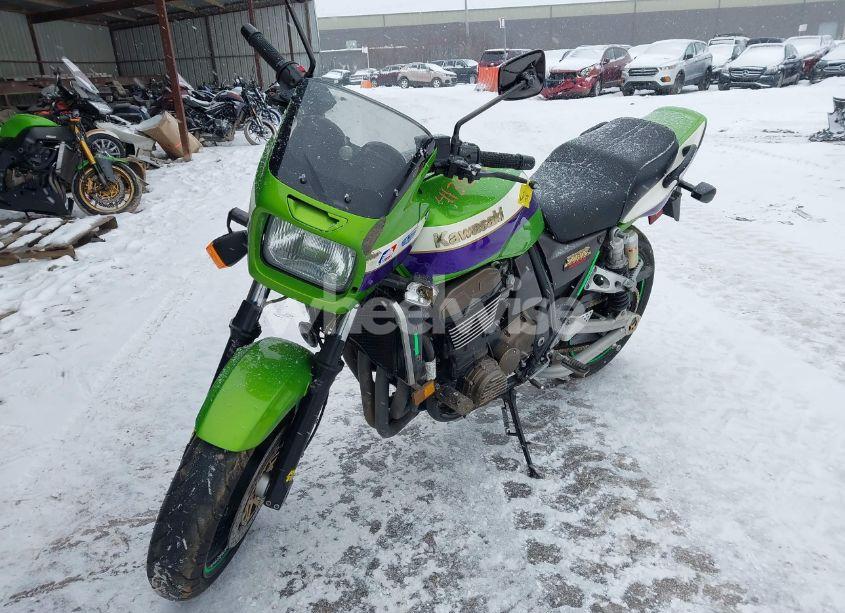 Photo 2 of 2001 Kawasaki Zr1200 A (VIN JKAZR9A1X1A008718)
