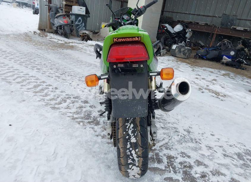 Photo 6 of 2001 Kawasaki Zr1200 A (VIN JKAZR9A1X1A008718)