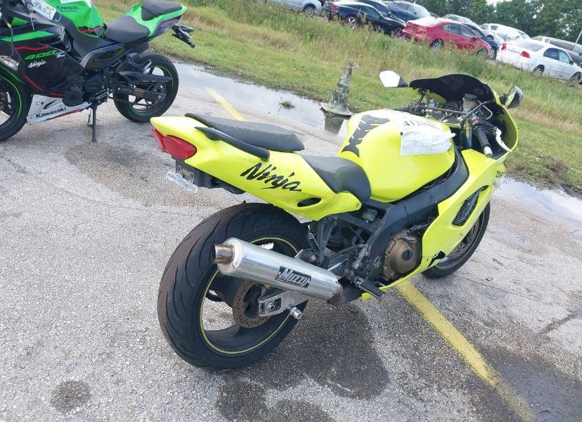 Photo 4 of 1998 Kawasaki Zx900 C (VIN JKAZX2C18WA003647)