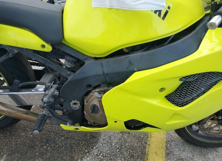 Photo 8 of 1998 Kawasaki Zx900 C (VIN JKAZX2C18WA003647)