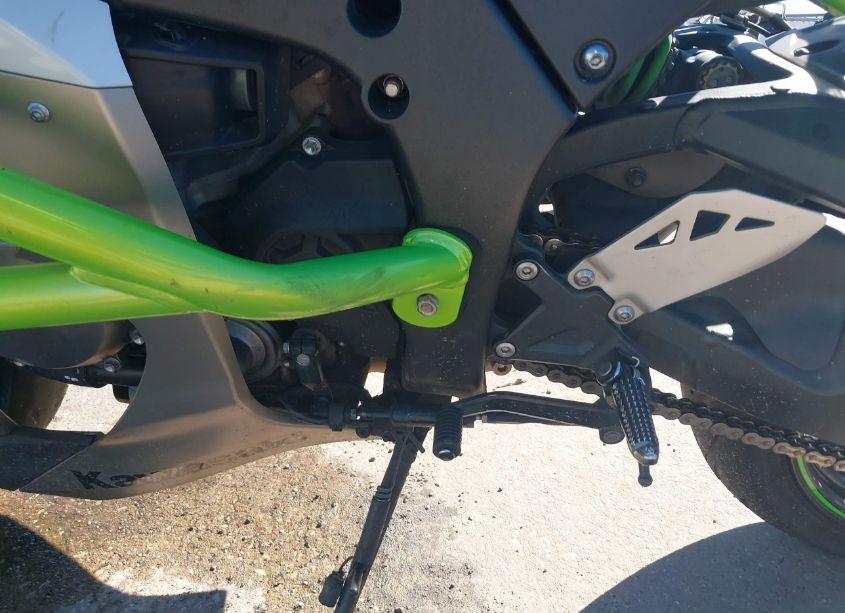 Photo 9 of 2017 Kawasaki Zx1000 S (VIN JKAZXCS10HA009209)