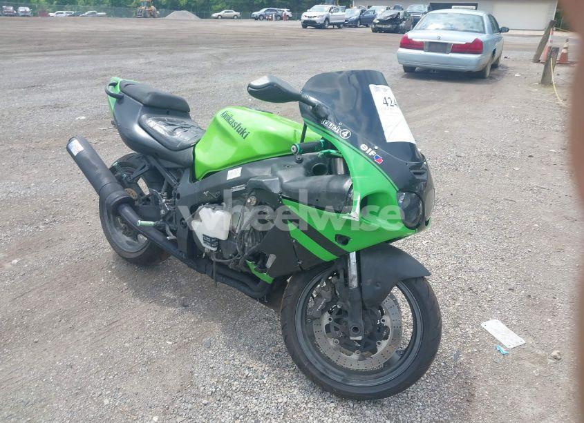 2001 Kawasaki Zx750 P (VIN JKAZXDP101A053599) main photo