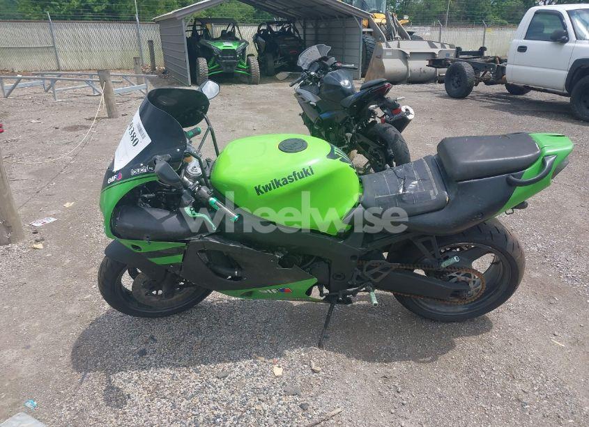 Photo 12 of 2001 Kawasaki Zx750 P (VIN JKAZXDP101A053599)