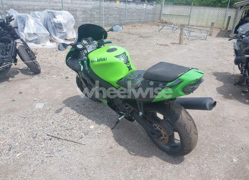 Photo 3 of 2001 Kawasaki Zx750 P (VIN JKAZXDP101A053599)