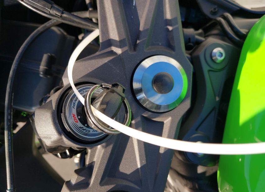 Photo 11 of 2021 Kawasaki Zx636 K (VIN JKBZXJG11MA014003)