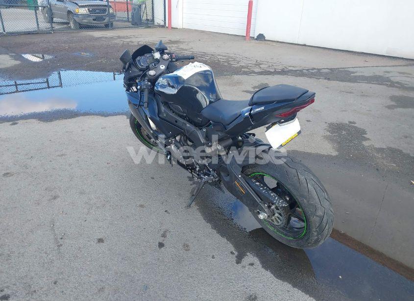 Photo 3 of 2019 Kawasaki Zx636 K (VIN JKBZXJH11KA000355)