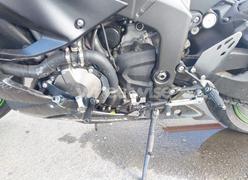 Photo 9 of 2019 Kawasaki Zx636 K (VIN JKBZXJH11KA000355)