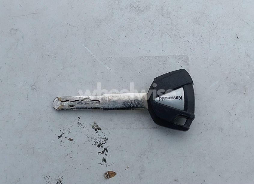 Photo 11 of 2024 Kawasaki Zx636 K (VIN JKBZXJJ12RA000904)