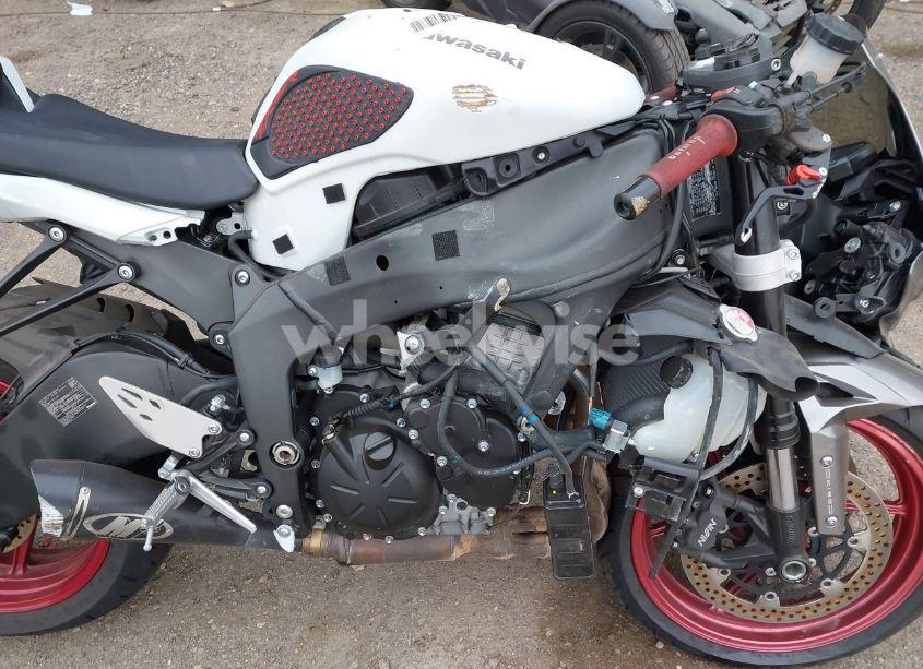 Photo 8 of 2024 Kawasaki Zx636 K (VIN JKBZXJJ12RA000904)