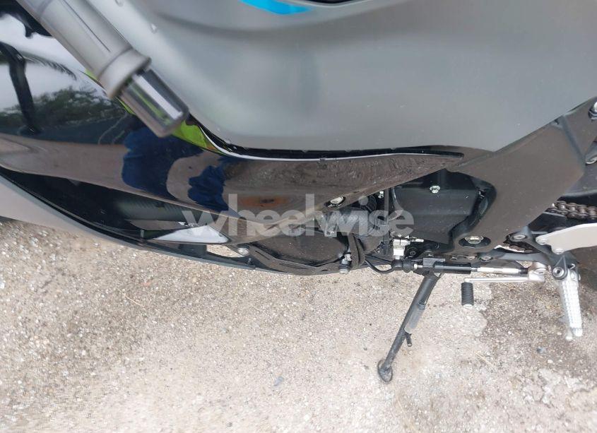 Photo 9 of 2025 Kawasaki Zx636 K (VIN JKBZXJJ12SA021810)