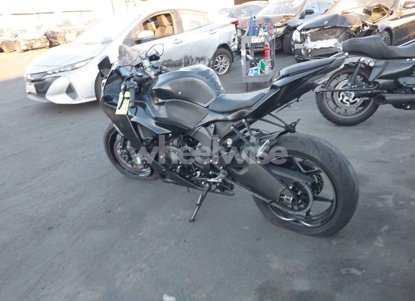 Photo 3 of 2024 Kawasaki Zx636 K (VIN JKBZXJJ14RA006204)