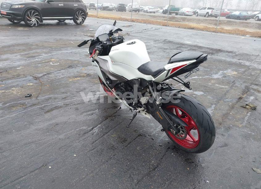 Photo 3 of 2025 Kawasaki Zx636 K (VIN JKBZXJK14SA007244)