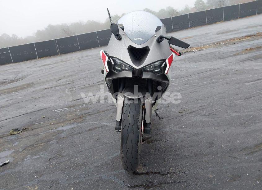 Photo 5 of 2025 Kawasaki Zx636 K (VIN JKBZXJK14SA007244)