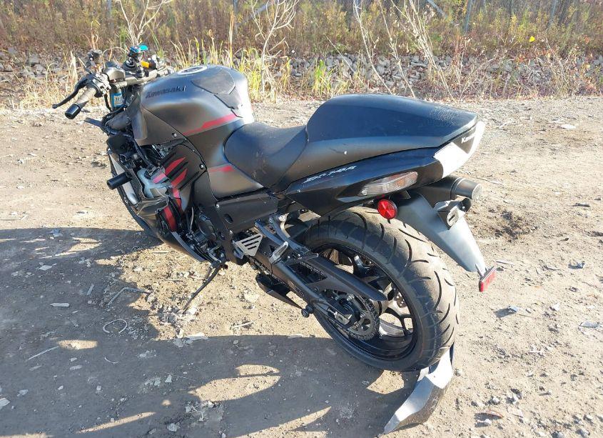 Photo 3 of 2023 Kawasaki Zx1400 J (VIN JKBZXNJ14PA017675)