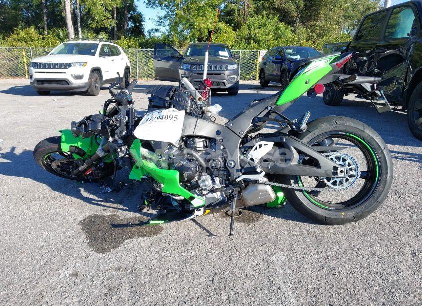 Photo 13 of 2025 Kawasaki Zx1002 L (VIN JKBZXVL11SA017929)