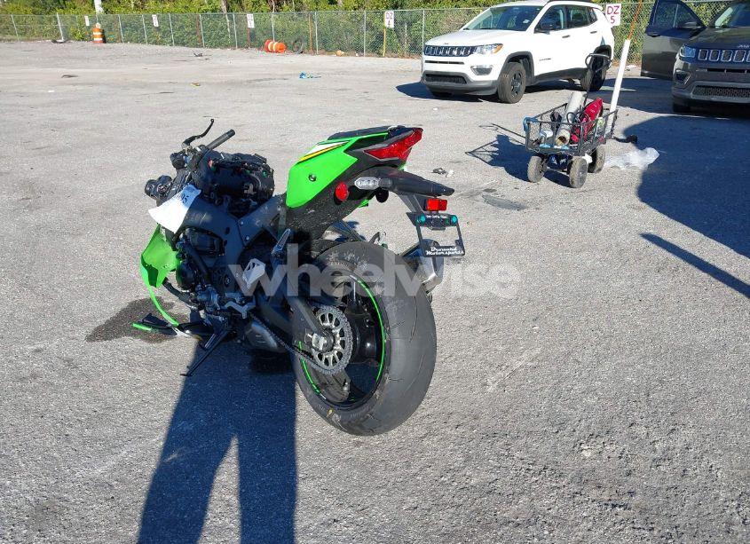 Photo 3 of 2025 Kawasaki Zx1002 L (VIN JKBZXVL11SA017929)