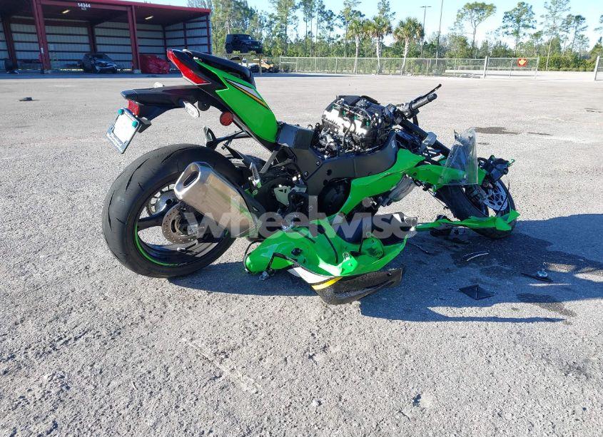 Photo 4 of 2025 Kawasaki Zx1002 L (VIN JKBZXVL11SA017929)