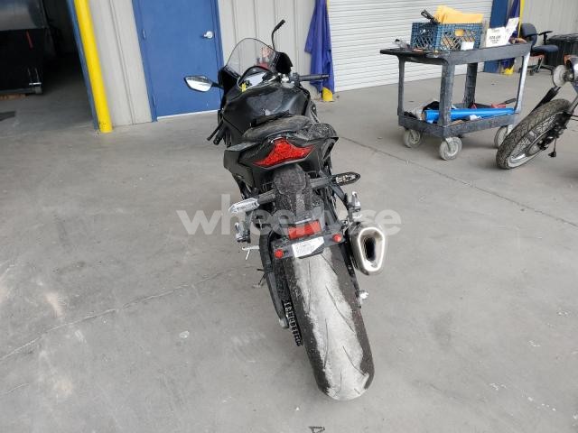 Photo 8 of 2025 KAWASAKI ZX1002 M (VIN JKBZXVM10SA009125)