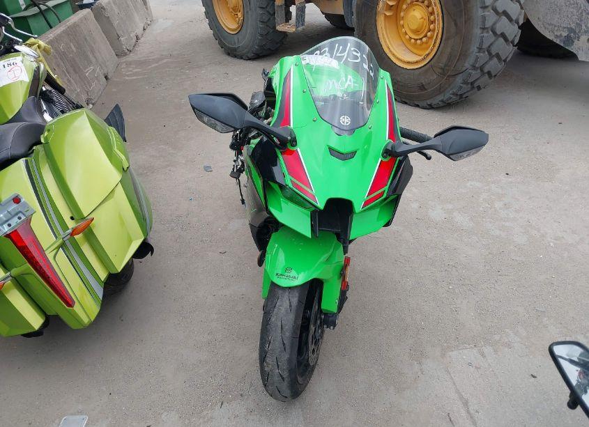 Photo 5 of 2023 Kawasaki Zx1002 M (VIN JKBZXVM18PA004889)