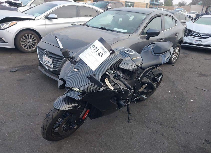 Photo 2 of 2023 Kawasaki Zx1002 M (VIN JKBZXVM1XPA004070)