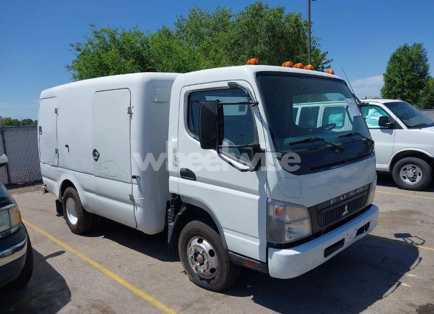 2010 Mitsubishi Fuso TRUCK FE 84D (VIN JL6BBD1S5AK004293) main photo
